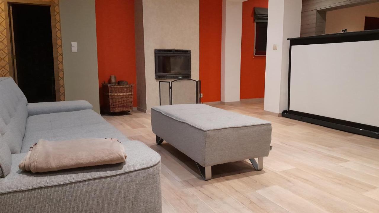 Yvoir, La Porte Des Ardennes Екстериор снимка